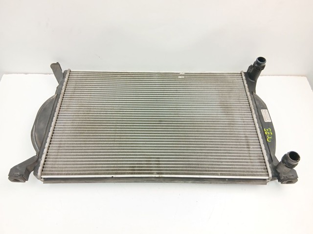 Radiador de auto 8E0121251A VAG