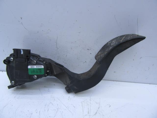 8E1721523C VAG