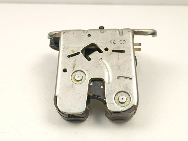 8R0827505 VAG Cerradura de maletero  en stock Córdoba