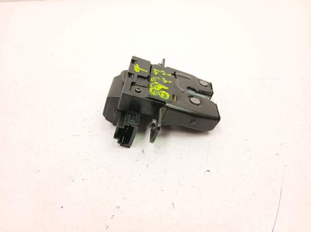 Comprar Cerradura de tapa de maletero Nissan Micra  K12 a bajo precio