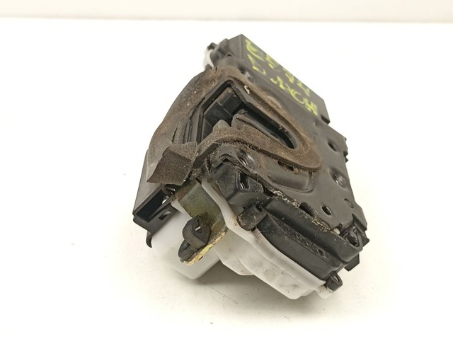 9136H3 Cerradura de puerta delantera derecha  en stock Sabadell