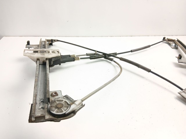 9221A4 Peugeot/Citroen
