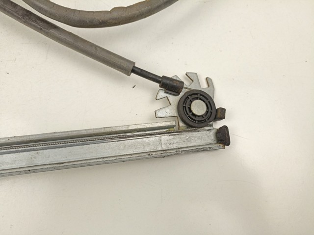 Mecanismo levanta, puerta delantera derecha 9222L1 PEUGEOT