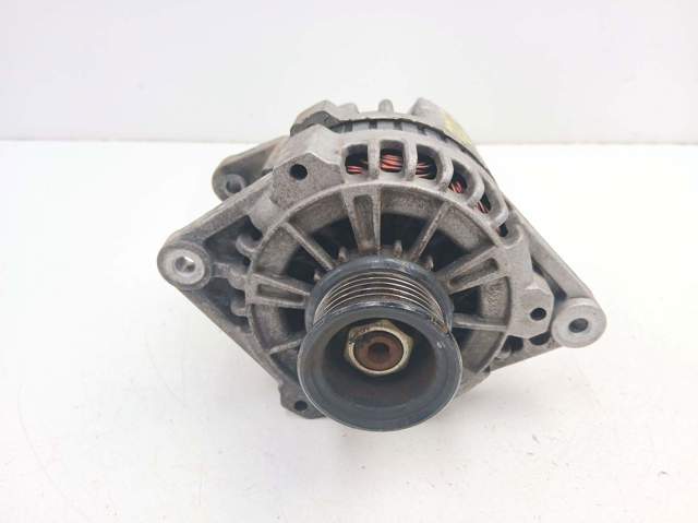 Alternador para Daewoo Nubira J10, J15