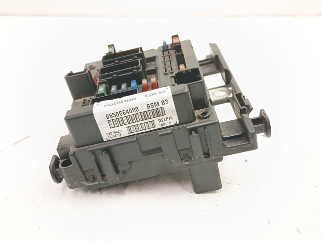 9650664080 PEUGEOT Caja de fusibles  en stock Gandía