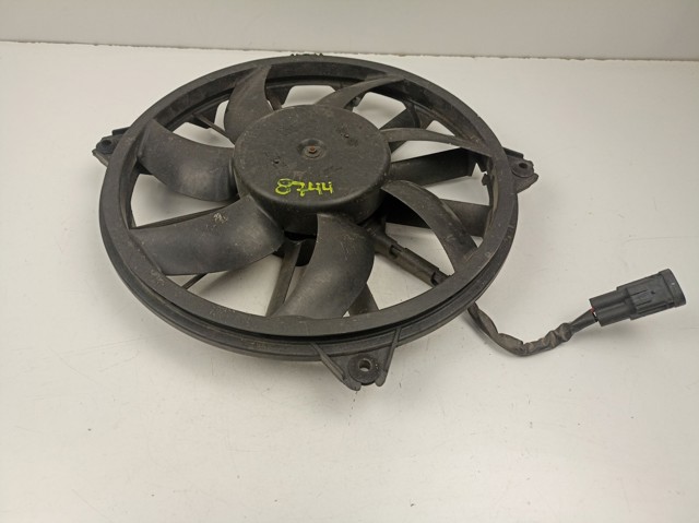 Precio del repuesto Ventilador de refrigeración del motor C4  monovolumen