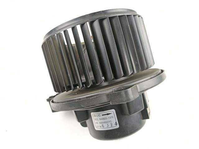 Comprar Motor del ventilador del calefactor KIA Carens  FG a bajo precio