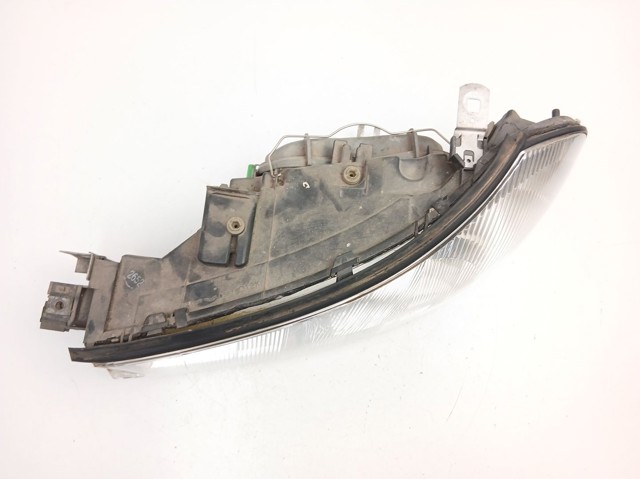 Luz frontal Ford Mondeo II (BFP)