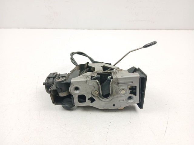 A1687202235 MERCEDES Cerradura de puerta delantera derecha  comprar en Jaén