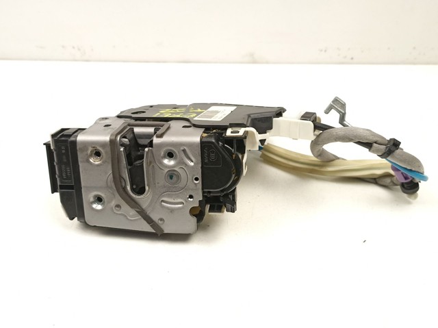 MERCEDES A2047302735 Cerradura de puerta trasera izquierda  comprar en Murcia