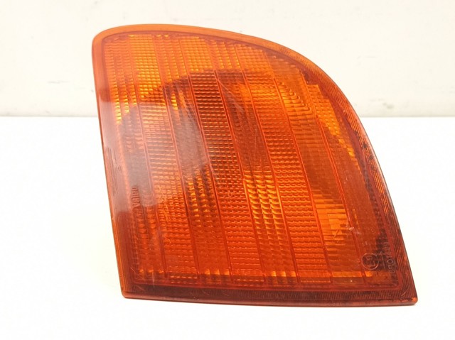 Luz indicadora izquierdo A6388200021 MERCEDES
