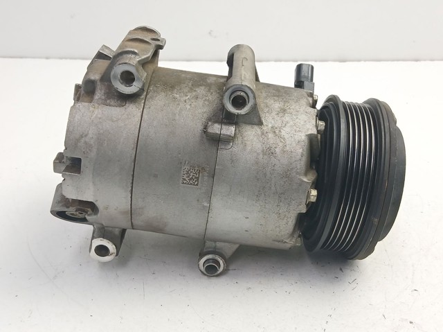 FORD AV1119D629BA Compresor de aire acondicionado  disponible Lugo