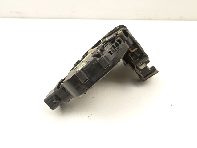 Cerradura de puerta delantera derecha FQJ000203 LAND ROVER