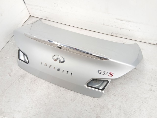 Comprar Tapa del maletero Infiniti G35  V36 a bajo precio