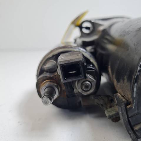 VAG 02A911024D Motor de arranque  disponible Valladolid