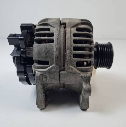 037903025M VAG Alternador  disponible Alicante