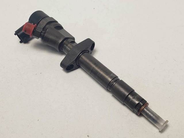 Inyector de combustible 0445110261 RENAULT