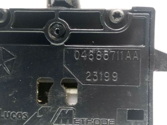 Mando intermitente derecho 04685711AA CHRYSLER