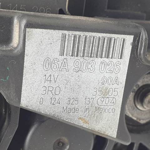 Alternador del motor 06A903026 VAG