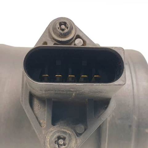 Flujo de aire masivo 06B133471A VAG