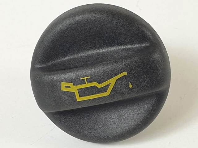 PEUGEOT 1180F9 Tapa de aceite de motor  en stock Salamanca