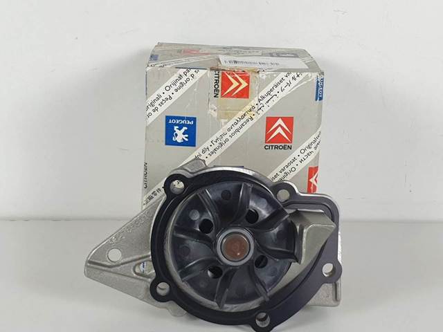 Bomba de agua para motor 1201A8 PEUGEOT