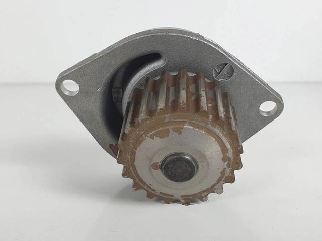 PEUGEOT 1201E5 Bomba de agua  en stock Terrassa