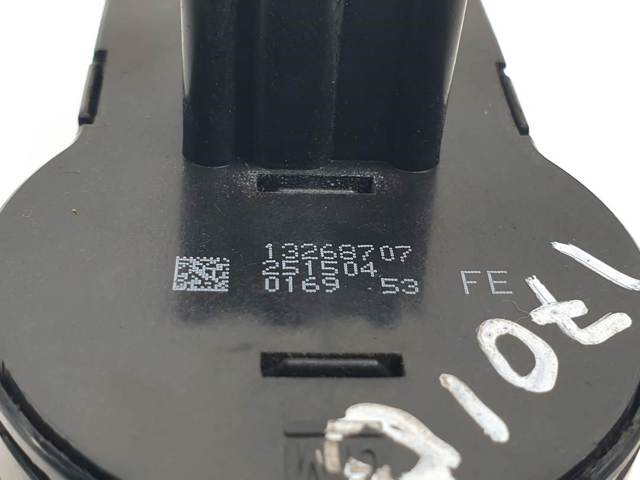 Interruptor de luces en el tablero 13268707 OPEL