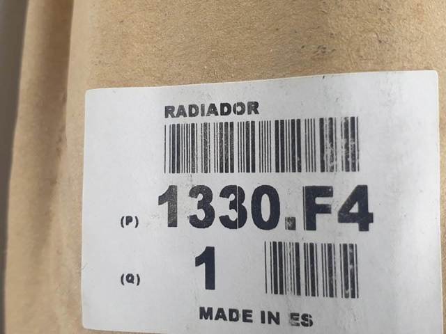 PEUGEOT 1330F4 Radiador de refrigeración del motor  disponible España