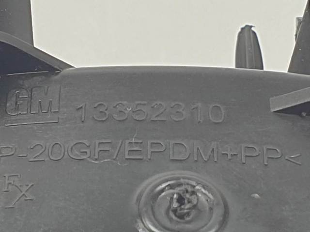 Boca de llenado del depósito de combustible 13352310 OPEL
