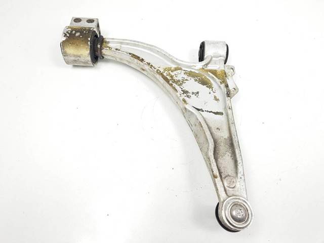 Brazo inferior izquierdo de la suspensión delantera 13401129 OPEL