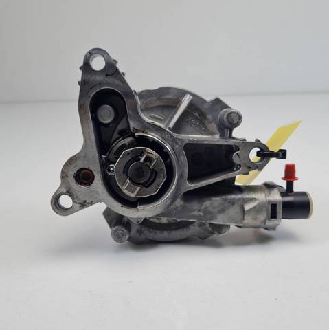 146502018R Renault (RVI)