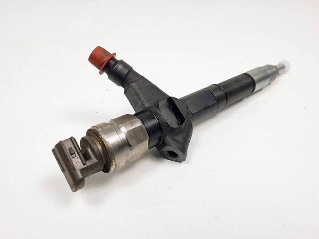 Inyector de combustible 16600EB30A NISSAN