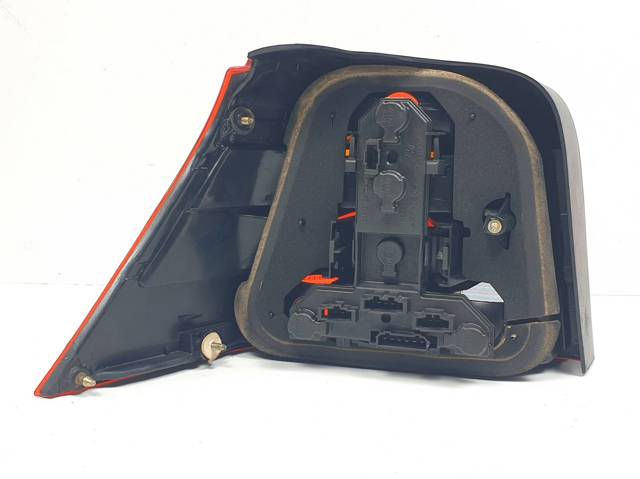 1J6945112S VAG Piloto trasero derecho  disponible Vigo