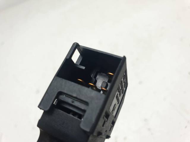 1M0959855 VAG Botón de encendido del motor del elevalunas delantero derecho  comprar en Oviedo