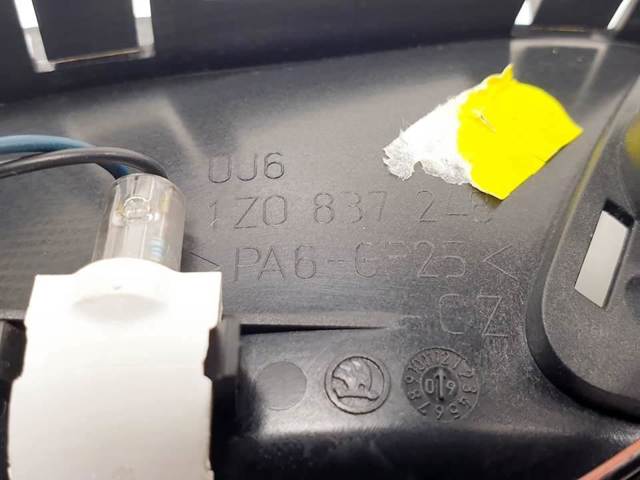 VAG 1Z0837248 Manija interior de puerta delantera derecha  en stock Salamanca