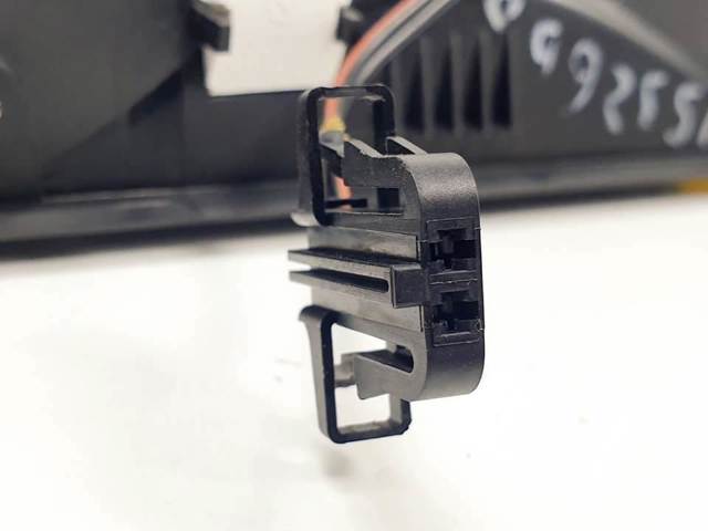 1Z0837248 VAG Manija interior de puerta delantera derecha  comprar en Oviedo