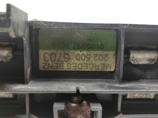 Radiador de água para Mercedes C  (W202)