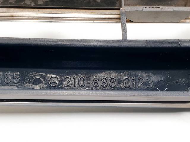 2108880123 Mercedes