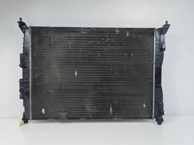 Radiador de agua 21410JD01B NISSAN