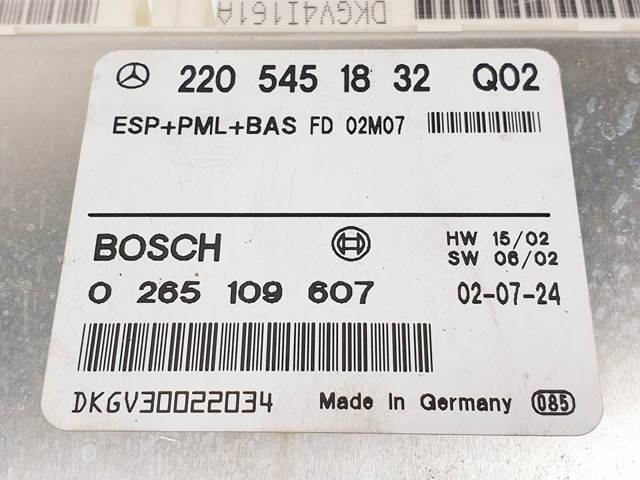 2205451832 Mercedes