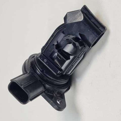 Medidor de flujo de aire 2220475040 TOYOTA