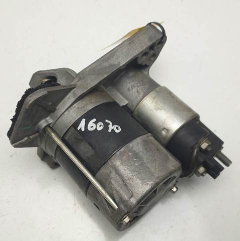 233007970R Mitsubishi