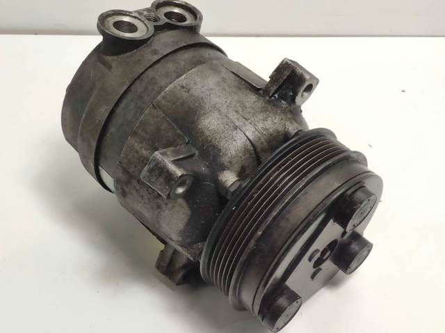 24432574 Opel