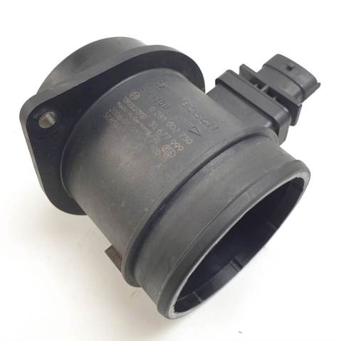 Sensor de flujo de aire 30677999 VOLVO