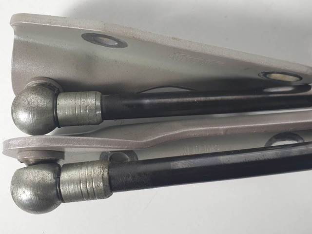 30799161 VOLVO Amortiguador maletero  en stock Huelva
