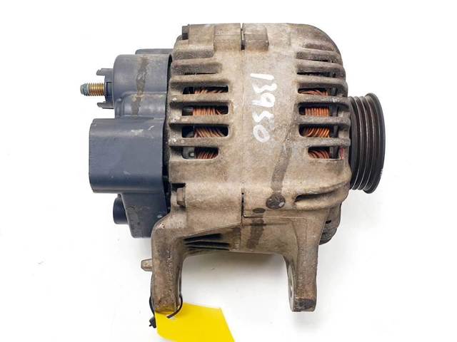 Alternador del motor 3730038400 HYUNDAI