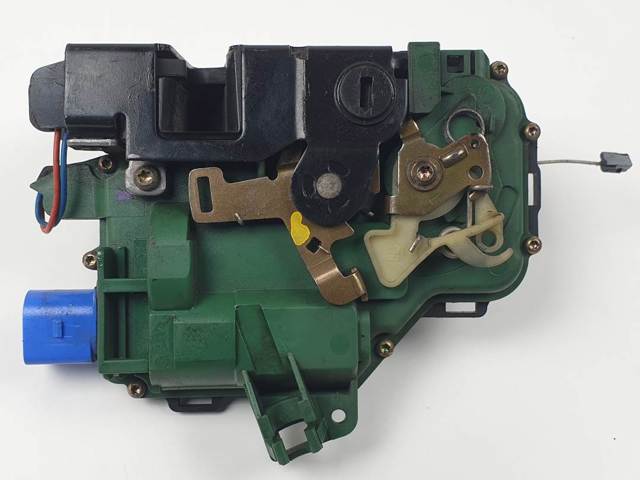VAG 3B4839015AG Cerradura de puerta trasera izquierda  en stock Salamanca