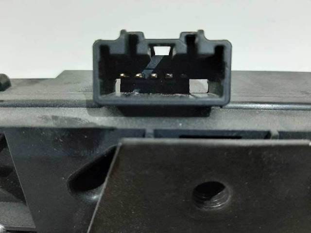 Cerradura de maletero 3M51R442A66 FORD
