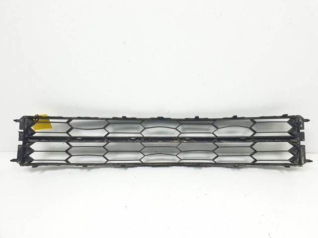Rejilla de ventilación, paragolpes delantero, central 3T0853677 VAG